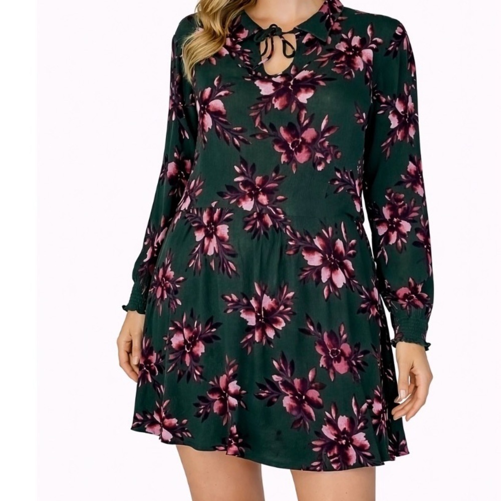 Jack BB Dakota dress BoHo crinkle elastic waist floral olive green floral SZ M